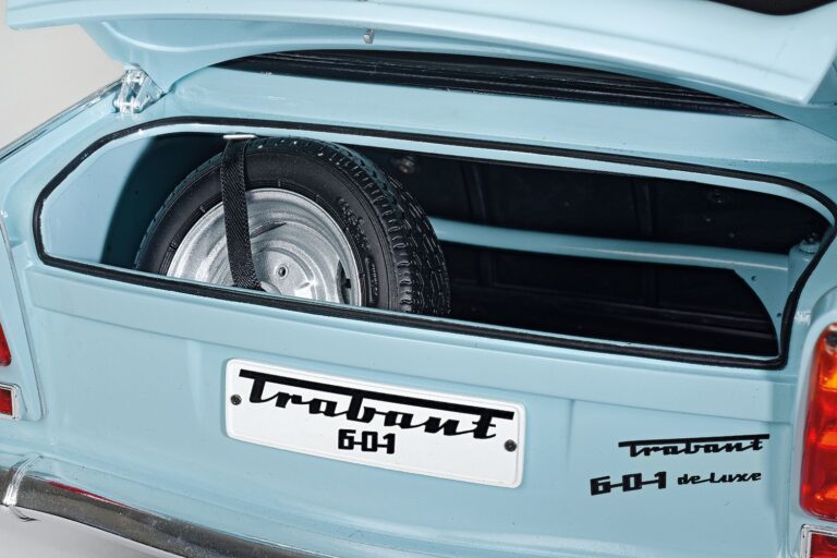 Tazza Trabant 601 In Ceramica 330ml – Regalo Originale Per Appassionati Di Auto D'Epoca